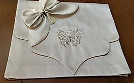 Kelebek Nakışlı Zarf Bohça