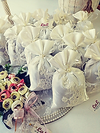 Ekru Fransız Güpürlü Lavanta Kesesi